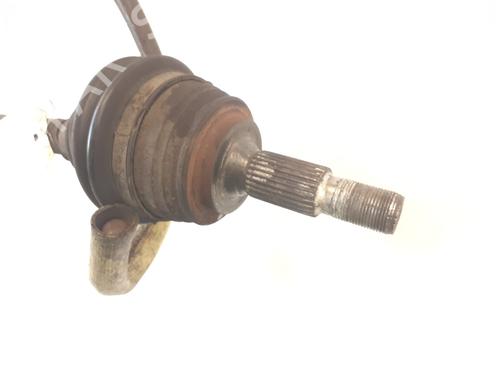 Used Left front driveshaft Left front driveshaft PEUGEOT 308 SW II (LC_, LJ_, LR_, LX_, L4_) 1.2 THP 130 (131 hp) 24797001 24797001