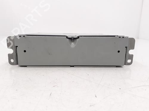 radio-renault-master-iii-platformchassis-ev-hv-uv-2010-32680818 main image