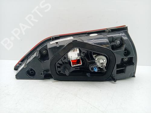 right-tailgate-light-opel-grandland-grandland-x-a18-p1uo-2017-34359260 main image