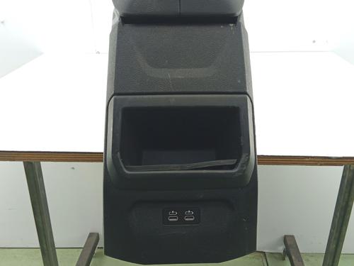 armrest-center-console-bmw-1-f40-2019-39517459 main image