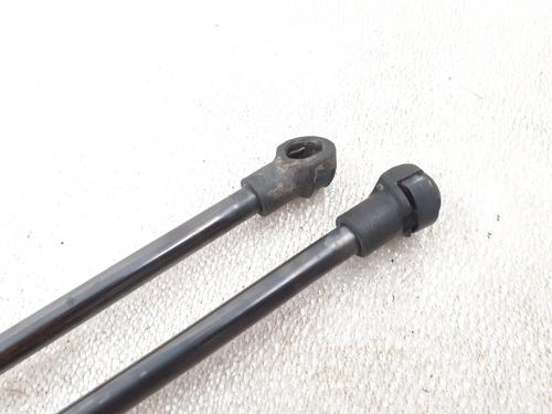 Tailgate lift support TOYOTA YARIS (_P13_) 1.5 Hybrid (NHP130_, NHP130) | BP24795635C138 