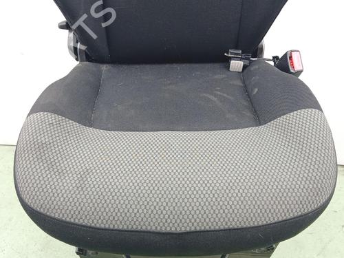 Right front seat RENAULT KANGOO Express (FW0/1_) 1.5 dCi 90 (FW0G, FW05, FW08, FW11) | BP38526101C16 - Image 6