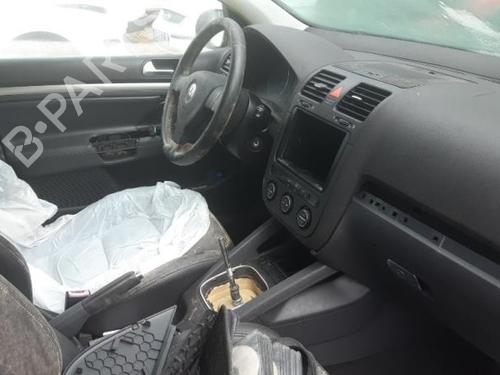 Venstre baglygte VW GOLF V (1K1) 2.0 TDI 16V | BP24777653C34 