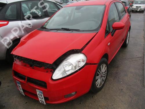 Left front fog light FIAT GRANDE PUNTO (199_) 1.3 D Multijet (199.AXD11, 199.AXD1A, 199.AXD1B,... | BP24773860C30 