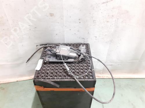 Used Electric handbrake OPEL MERIVA B MPV (S10) 1.6 CDTI (75) (110 hp) 24789625