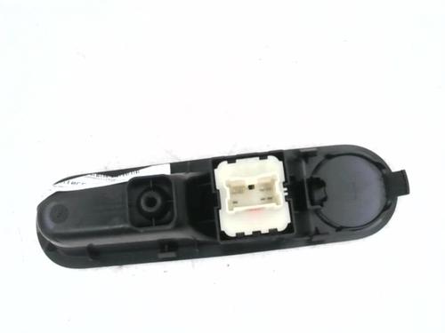 switch-renault-twingo-iii-bcm_-bca_-2014-24780692 main image