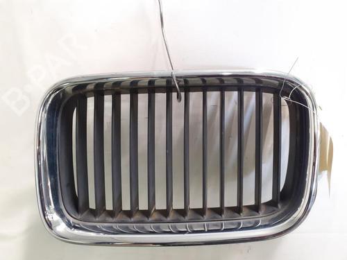 Used Grille BMW 3 (E36) 316 i (100 hp) 24780594