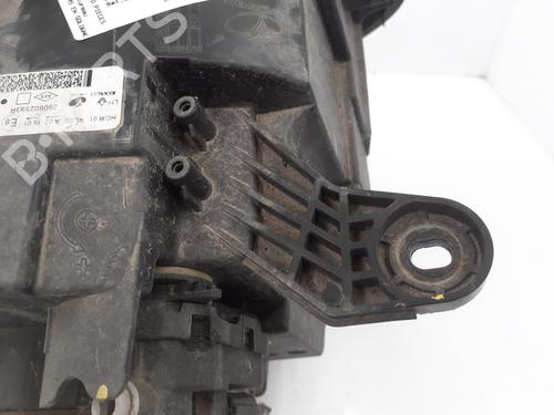 Left headlight RENAULT TWINGO III (BCM_, BCA_) | BP30150197C28