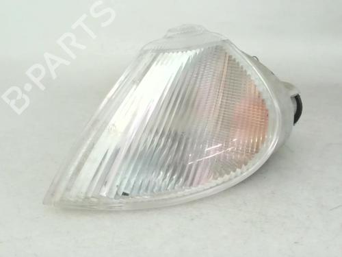 Blinklys foran venstre RENAULT LAGUNA I (B56_, 556_) 2.0 (114 hp) 24779139