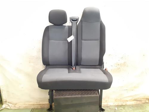 Siège avant droit RENAULT MASTER III Van (FV) [2010-2025]  30481055