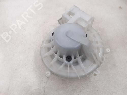 Used Heater blower motor MERCEDES-BENZ SLK (R171) 200 Kompressor (171.442) (163 hp) 24797581