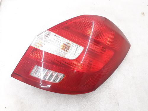 Høyre baklys Høyre baklys SKODA FABIA II (542) 1.9 TDI (105 hp) 25001364 25001364