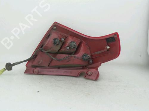Used Right taillight SUZUKI SWIFT III (MZ, EZ) 1.3 DDiS (RS413D) (69 hp) 24773603