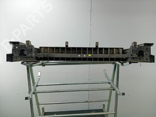 Used Rear bumper bracket Rear bumper bracket 36786932 36786932