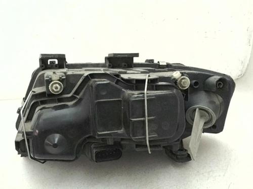 Phare droit AUDI A6 C5 Avant (4B5, 4B6) 1.9 TDI (130 hp) 24778688
