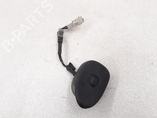 Used Switch TOYOTA YARIS (_P9_) 1.4 D-4D (NLP90_, NLP90R) (90 hp) 24788891