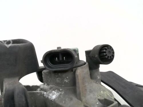 Used Left front fog light MAZDA 2 (DE_, DH_) 1.6 MZ-CD (90 hp) 24780067