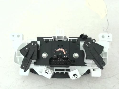 Climate control RENAULT TWINGO III (BCM_, BCA_) 1.0 SCe 70 | BP24779653I5 