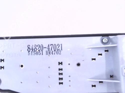 Switch TOYOTA PRIUS Liftback (_W2_) 1.5 Hybrid (NHW20_, NHW20R) | BP24781127I30 