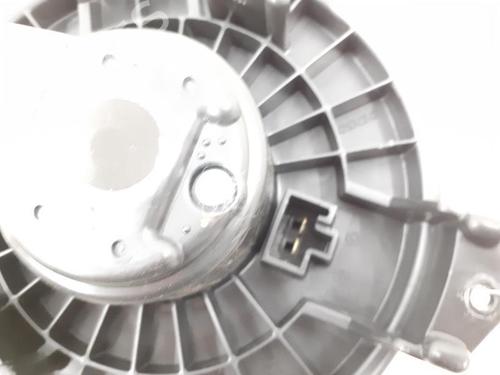 Gebläsemotor für TOYOTA YARIS (_P9_) 1.3 VVT-i (SCP90_, SCP90R) (87 hp) 24782393