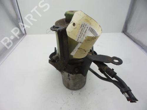 Used Steering pump SEAT IBIZA III (6L1) 1.9 TDI (100 hp) 24782513