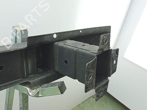 Used Front bumper reinforcement Front bumper reinforcement 38338946 38338946