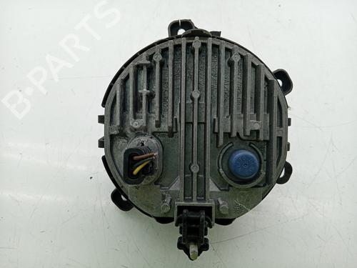 right-front-fog-light-mini-mini-clubman-f54-2014-34359237 main image