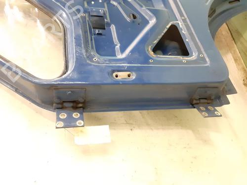 Used Right front door RENAULT TRUCKS B Platform/Chassis 90 (92 hp) 24786420