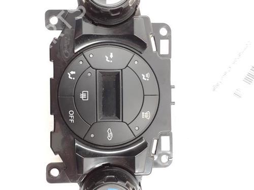 Used Climate control FORD FIESTA VI (CB1, CCN) 1.0 EcoBoost (100 hp) 24782606