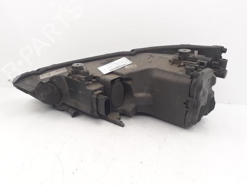 Used Right headlight Right headlight AUDI A1 (8X1, 8XK) 1.6 TDI (105 hp) 32778012 32778012
