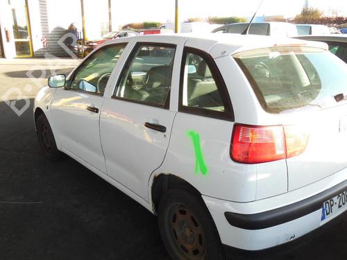 Right headlight SEAT IBIZA II (6K1) 1.9 SDI | BP24774177C29 