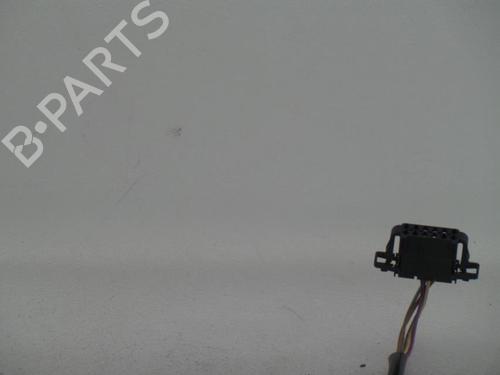 Bakspejl Højre VW PASSAT B5.5 (3B3) 1.6 (102 hp) 24774560