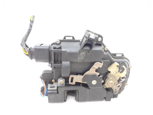 Front right lock SEAT LEON (1M1) 1.6 16 V | BP24788094C97 