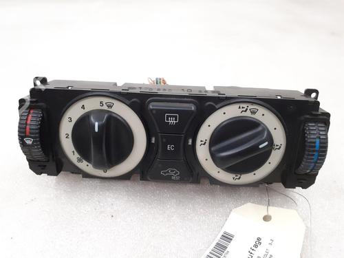 Used Climate control MERCEDES-BENZ SLK (R170) 320 (170.465) (218 hp) 24792403