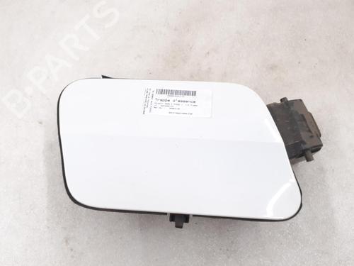Used Fuel flap PEUGEOT 3008 II SUV (MC_, MR_, MJ_, M4_) 1.6 BlueHDi 120 (120 hp) 24795181