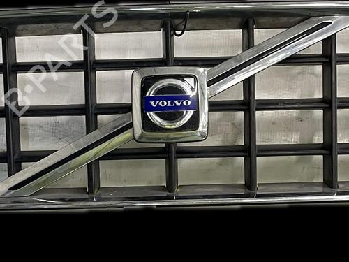 Used Grille VOLVO XC90 I (275) D5 AWD (185 hp) 24791440