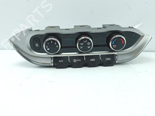 Used Climate control Climate control 38680578 38680578