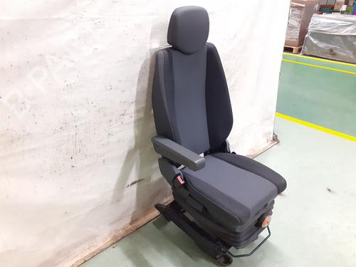 Left front seat RENAULT MASTER III Platform/Chassis (EV, HV, UV) 2.3 dCi 145 FWD (EV0E, EV0F, HV0E, HV0F, UV0E, UV0F,... | BP31330856C15 