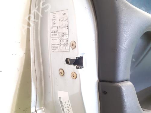 Left front door RENAULT ESPACE III (JE0_) 2.0 (JE0A) | BP26618365C2 