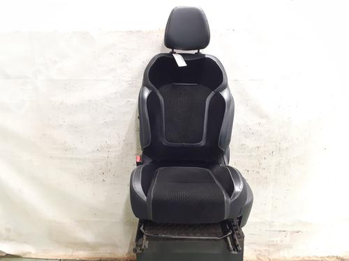 Used Left front seat RENAULT MEGANE IV Grandtour (K9A/M/N_) 1.5 dCi 110 (110 hp) 31216645