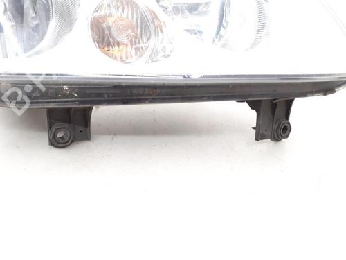 Right headlight VW TOURAN (1T1, 1T2) 2.0 TDI 16V | BP24784402C29