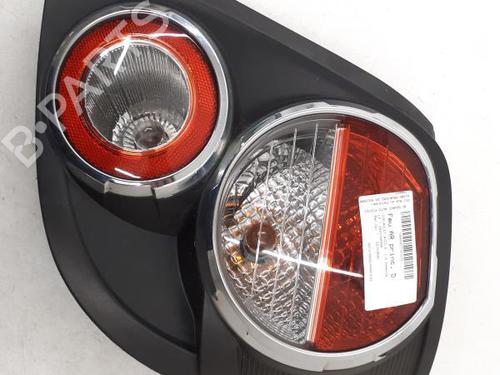 Used Right taillight CHEVROLET AVEO Hatchback (T300) 1.4 (101 hp) 24782217