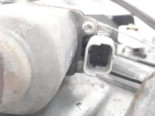 Vindusheismekanisme høyre bak PEUGEOT 307 CC (3B) 2.0 16V | BP30846567C25