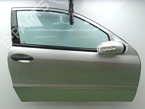 Used Right front door Right front door 37528536 37528536