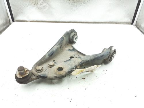 Højre fortil bærearm RENAULT TWINGO II (CN0_) 1.2 16V (CN04, CN0B) (75 hp) 24795020