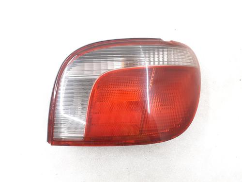 Højre baglygte TOYOTA YARIS (_P1_) 1.0 (SCP10_, SCP10R) (68 hp) 24790773