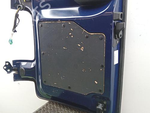 Højre bagagerum dør Højre bagagerum dør PEUGEOT TRAVELLER Bus (V_) 1.6 BlueHDi 115 (115 hp) 39698550 39698550