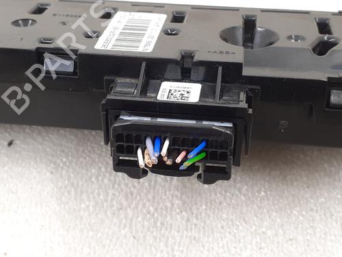 Used Warning switch Warning switch DACIA DUSTER (HM_) 1.3 TCe 150 (HMM3) (150 hp) 24771745 24771745