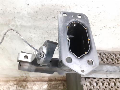 BP28589319C109 main image