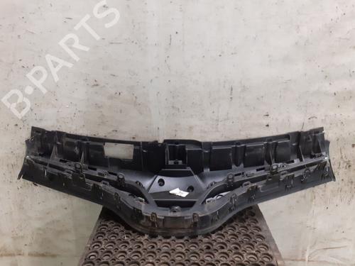 Used Grille Grille 30472817 30472817